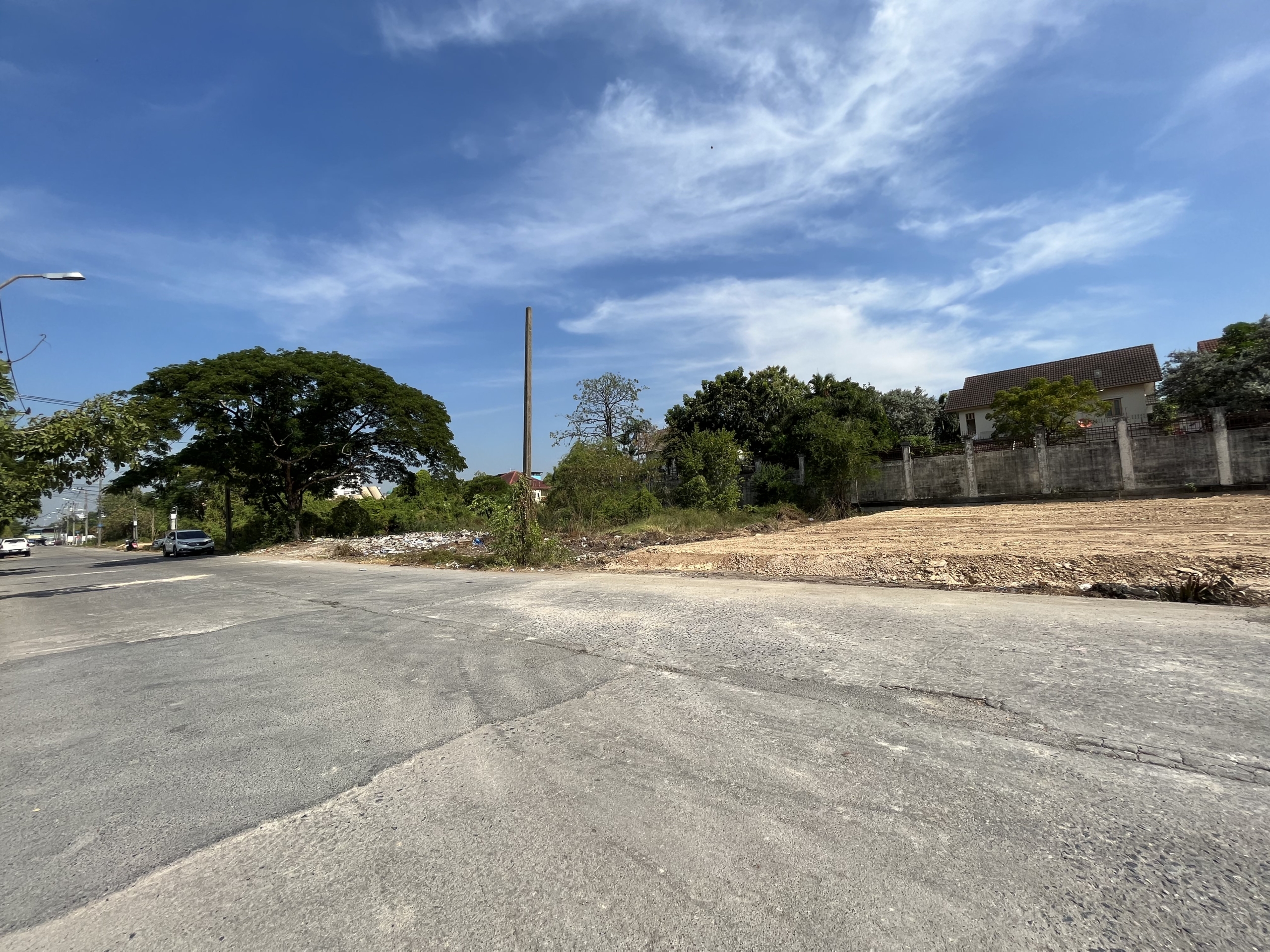 ให้เช่าที่ดิน 192 ตารางวา, รามคำแหง 118 แยก 46, ถนนเมนกว้าง 14 เมตร, เช่า 30,000 บาท/เดือน