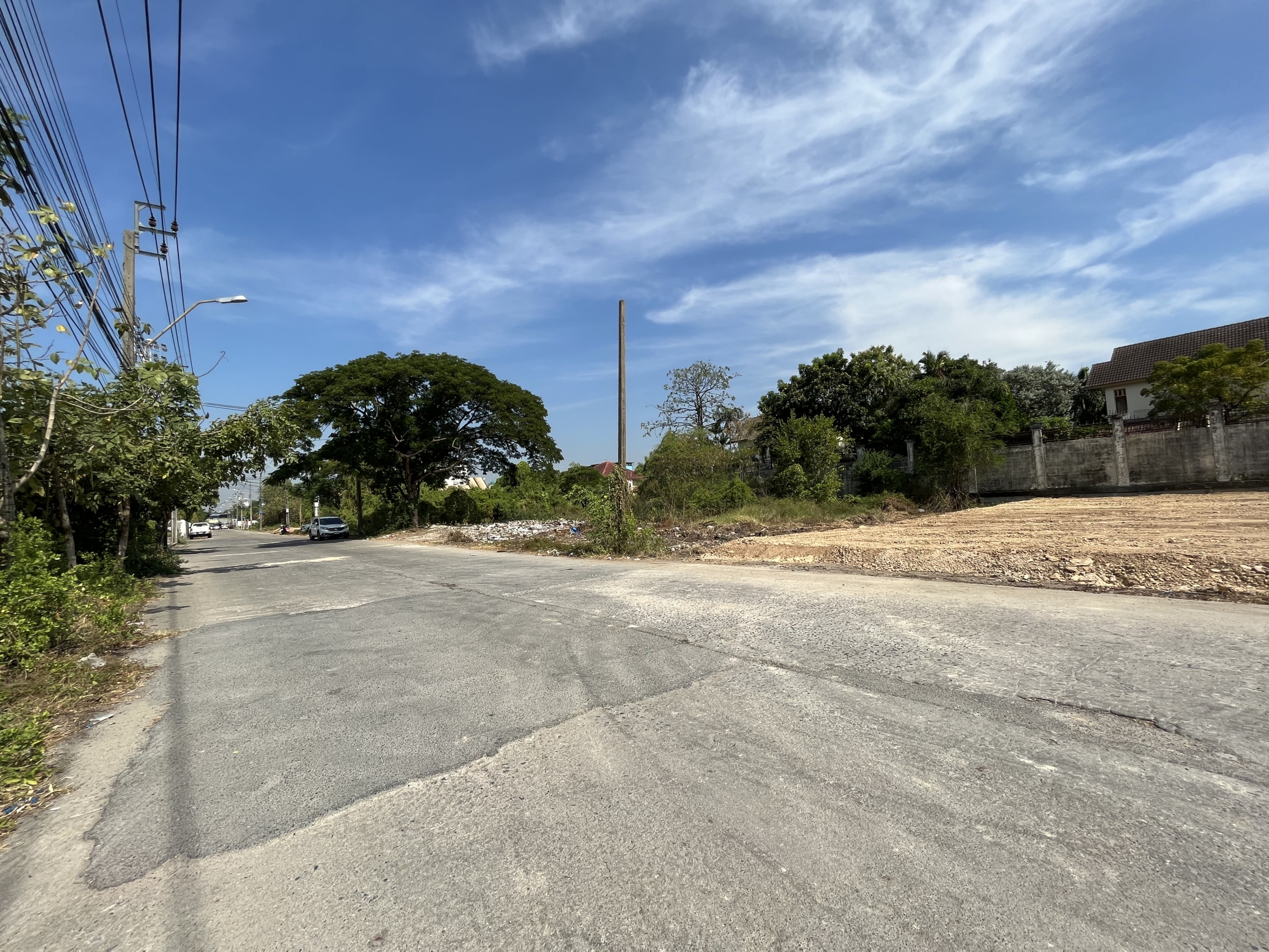 ให้เช่าที่ดิน 192 ตารางวา, รามคำแหง 118 แยก 46, ถนนเมนกว้าง 14 เมตร, เช่า 30,000 บาท/เดือน