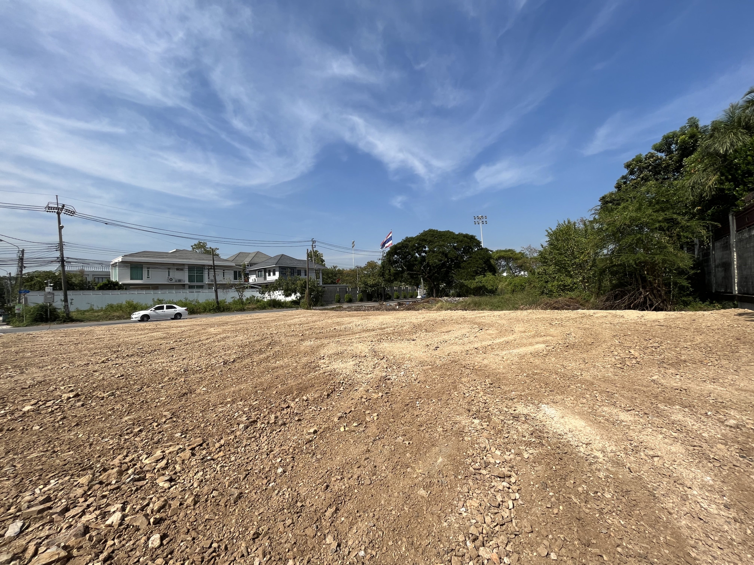 ให้เช่าที่ดิน 192 ตารางวา, รามคำแหง 118 แยก 46, ถนนเมนกว้าง 14 เมตร, เช่า 30,000 บาท/เดือน